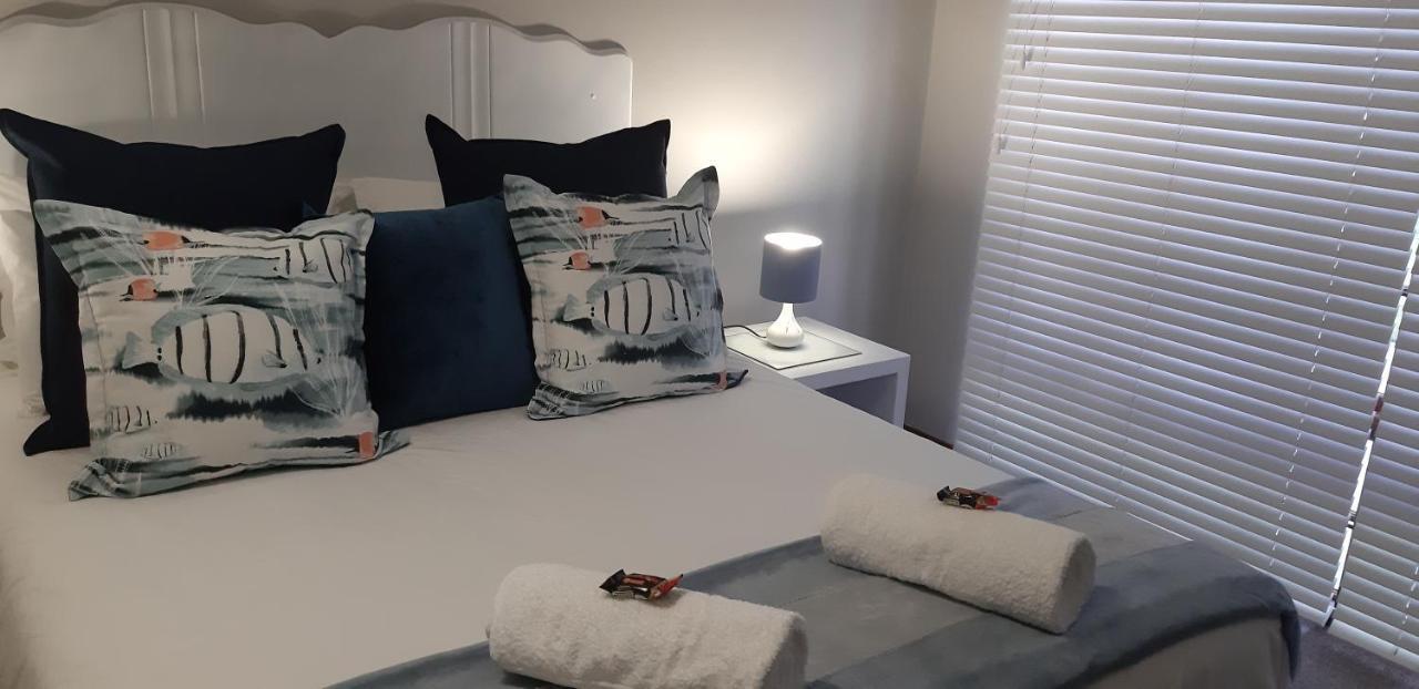 Shark Cove Little Cottage Kleinbaai エクステリア 写真